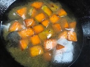 加入适量清水