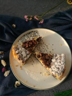 出炉冷却后，连模具冷藏2小时以上，脱模即可。