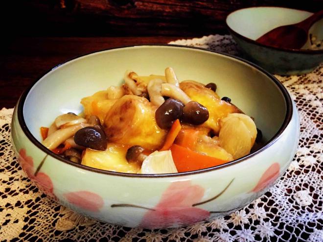 蟹味菇煨日式豆腐