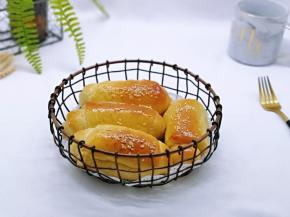 宝贝一口气吃3个。