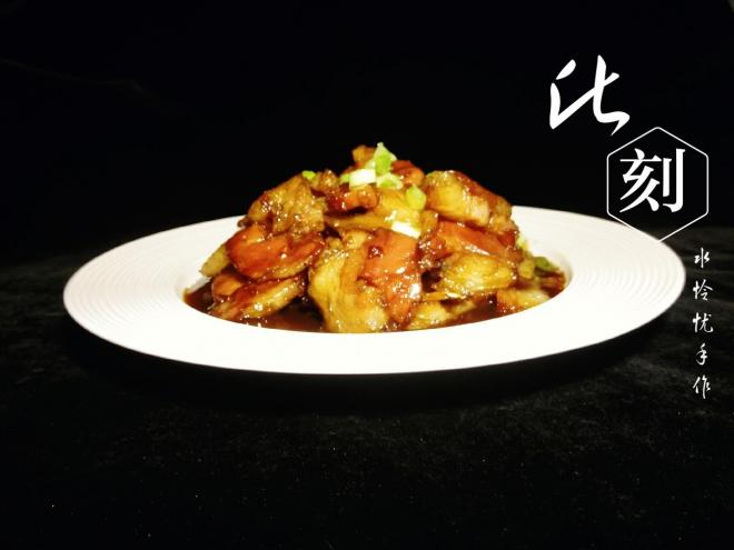 冰糖烩肘子