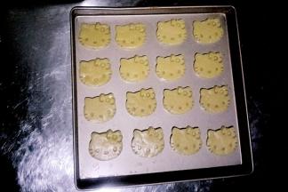 依次做好，每个之间留出一定的距离