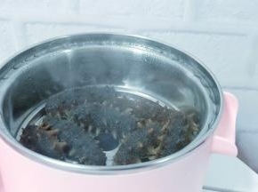 一会功夫就蒸好了，是不是很方便啊！