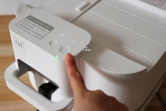 根据提示点击开始按钮，饭来智能烹饪机进入预热模式；