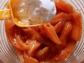 放入蛋白和淀粉