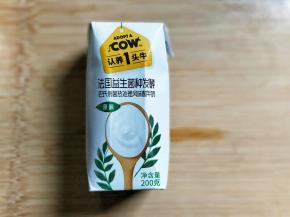 准备酸奶200克，品牌不限。