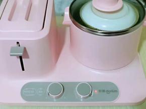 盖上盖子，高温蒸，上汽后蒸10分钟。