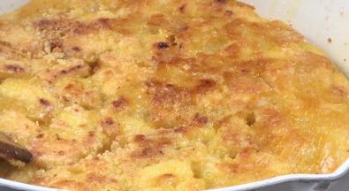 把苹果烙翻面继续煎至金黄色即可