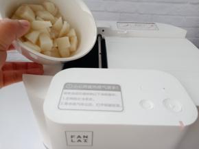 根据提示放入雪梨