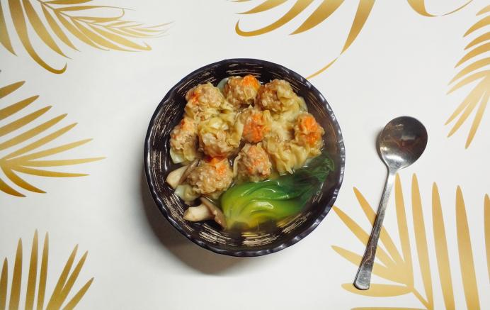 田园蔬菜蟹子鲜肉云吞