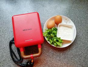 准备好早餐机和食材。