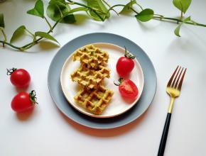 好吃又营养的华夫鸡蛋饼。