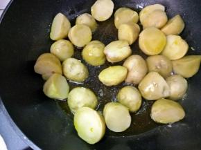 中小火慢慢煎！