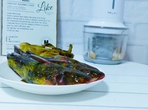 昂刺鱼3条，酸菜可以根据自己的喜欢来放量的多少。