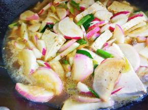 加水焖二十分钟。