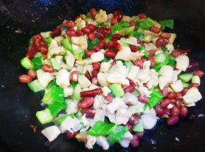 最后到入花生米。