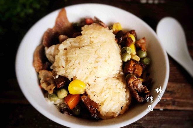 腊肉糯米饭