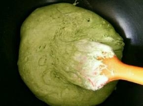 搅拌到看不见奶粉