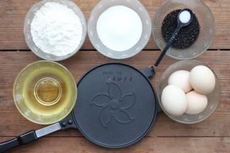 准备食材和蛋卷工具