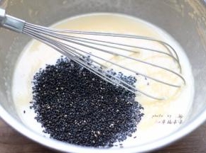 加入熟的黑芝麻