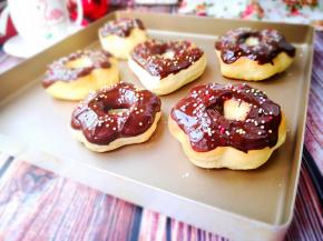 11.	甜甜圈就做好。