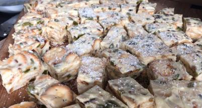 切块后撒上椰蓉即可