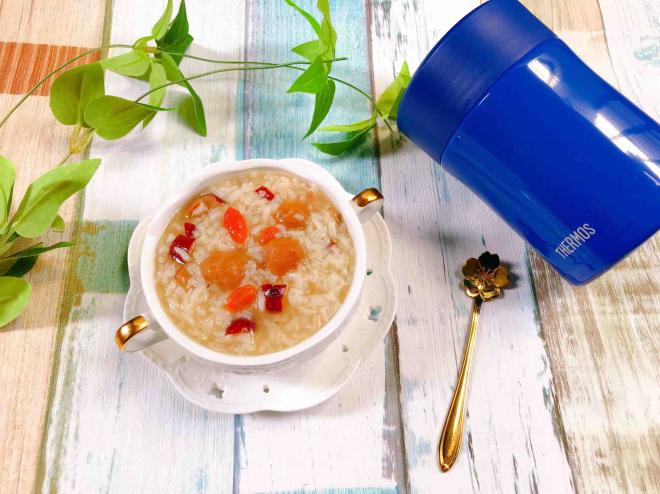 红枣桂圆枸杞粥