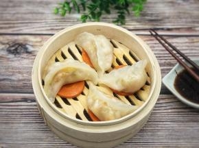 水开上锅大火蒸10分钟左右，再闷两分钟就可以了。