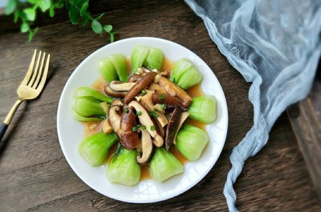 孜然香菇油菜
