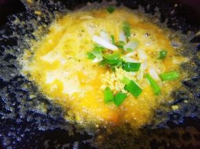 到入葱姜炒香