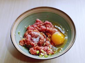 再加入一个鸡蛋。