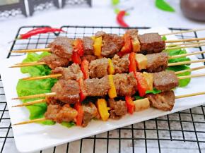 近看，喜欢吃辣的还可以撒上辣椒粉。