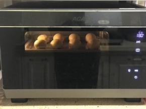 180度中层上下火预热5分钟，烤18分钟左右。