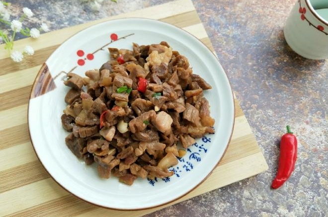辣炒萝卜干肉片