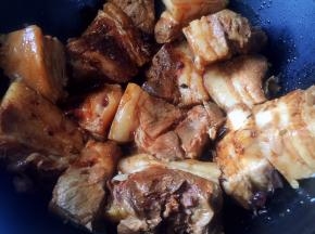 大火煮至汤汁浓稠即可