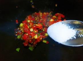 放白糖提味
