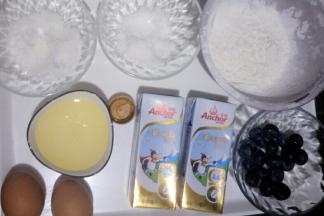 准备食材，蛋黄蛋清分离，蛋清放入无水无油的盆中待用