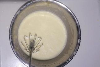 搅拌均匀后顺画无颗粒、液体状态