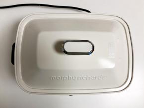 然后盖上盖子焖3分钟，至鸡蛋煎熟即可。没有多功能锅的话，用普通煎锅也可以，就是蛋清没有这么圆。