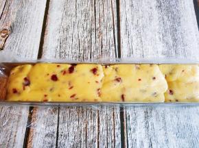 模具整形，放冰箱冷冻四十分钟定型。