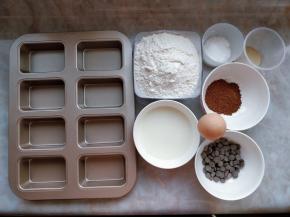 准备好各种食材。