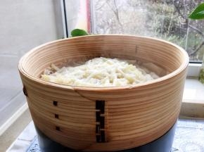 开盖散去水汽。