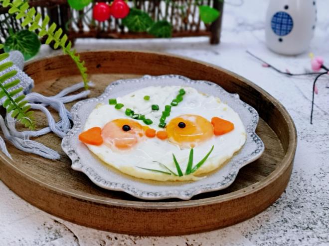 创意煎蛋～吐泡泡接吻鱼