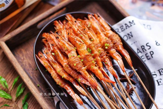黑椒金丝烤虾