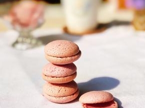 出炉趁热取下来。