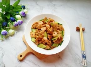 用多力浓香花生油做美味佳肴，味道超赞。