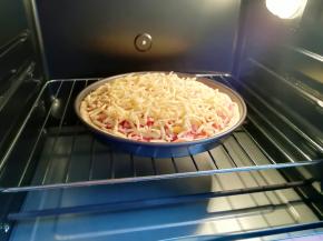 送入预热好的烤箱。