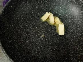 不粘锅融化黄油