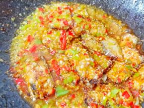 翻炒均匀出锅。