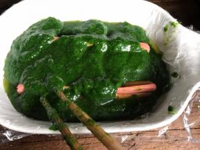 再倒入剩下的菠菜蛋白糊